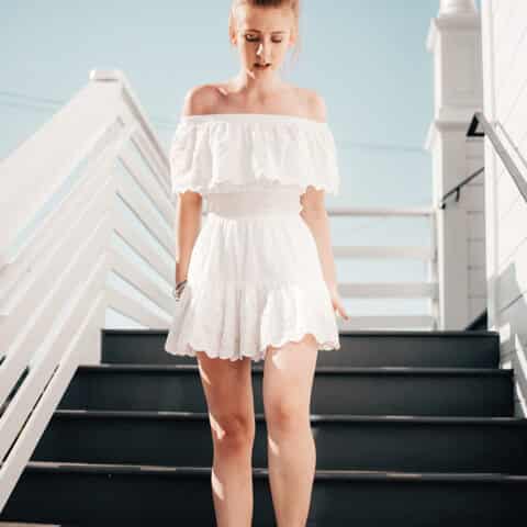 
				White Dress		